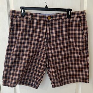Tommy Hilfiger Men’s Flat Front Shorts Size 40